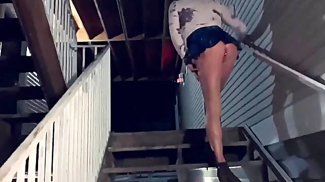 BIG dick GRINDR DADDY CUMS DEEP IN HOT CDs Crossdresser