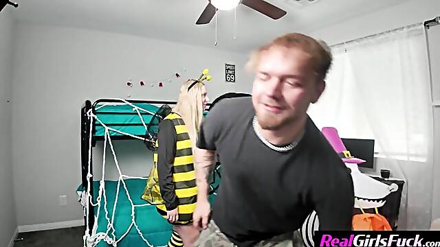 Real Girls Fuck - pornstar porn