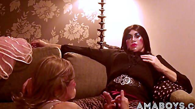 Teasing Twins: Heaven and Sushines Striptease