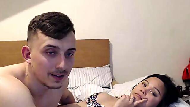 Curvy Isabelle gets her dick gobbled on