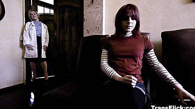 Ella is secretly taken aback by the beauty of doctor Dee and nurse Khloe's