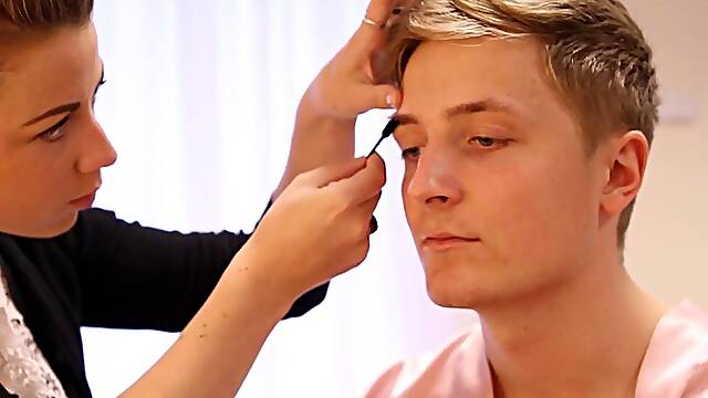 Transformation make-up