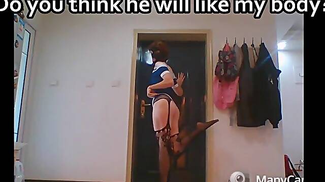 Sissy Peach Delivery Dare