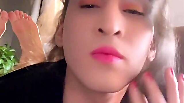 TightNHorny Provides Delicate Cool Commentary for her Masturbate Off Material