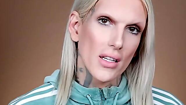 Jefree Starlet She-Creature