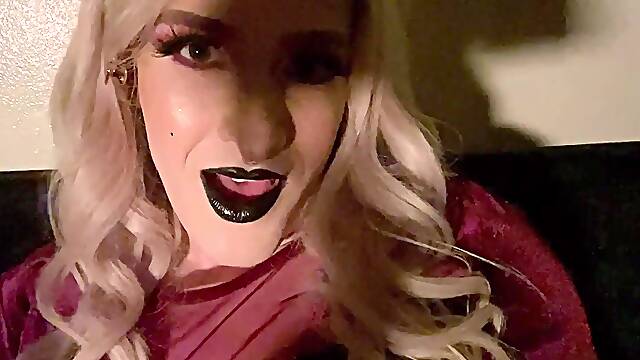 Vampy Annika Tempting Fireside Talk