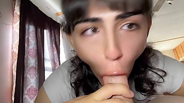 TRanS TEENAGER Latina LICKS OK MY XXL MEATPIPE