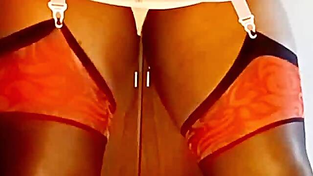 BlueGirl70 Bubbly Wobbly Stockings