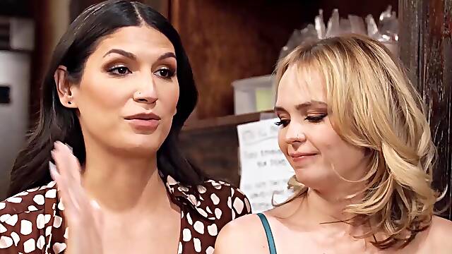 Babes Lilly Bell and Vanessa Vega having threesome with TS Zariah Aura