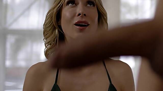 Bodacious heshe Eva Maxim gets oiled before delivering a relentless fucking to Aiden