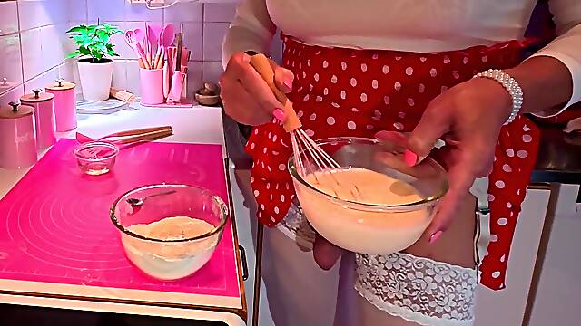 In the Kitchen, Pancakes.