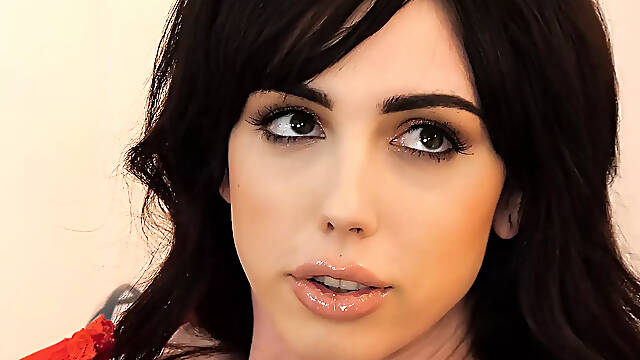 GenderX - TS Babe Seduces Confused Straight Guy