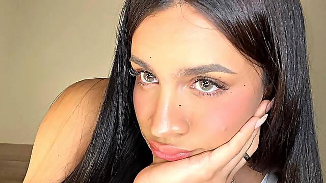 Viviana Trans Latin babe Gives Her Hawt Filthy Talk And Groans Until That babe Explodes