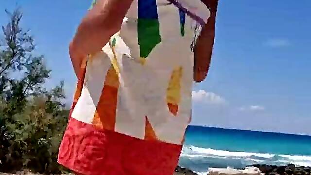 Gigi and Dave, a nudist story, hot life, free SFW taster for people like us