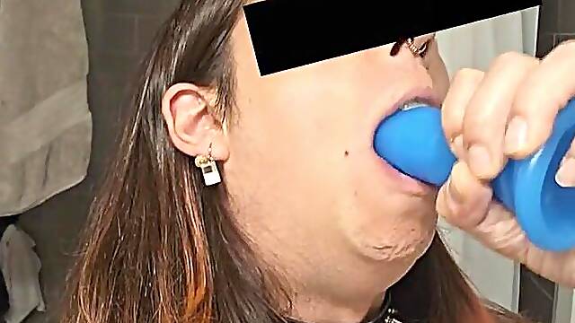 ROCK FEMBOY DEEPTHROAT TRAINING????