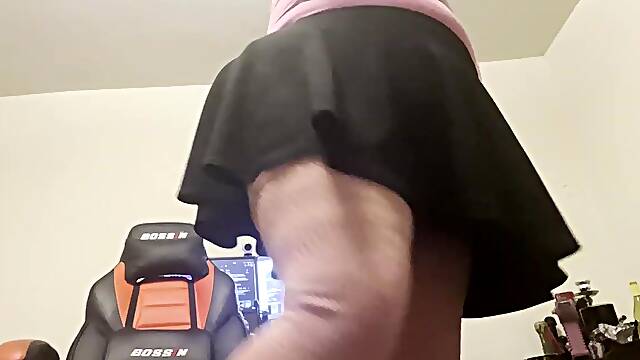 Upskirt joy
