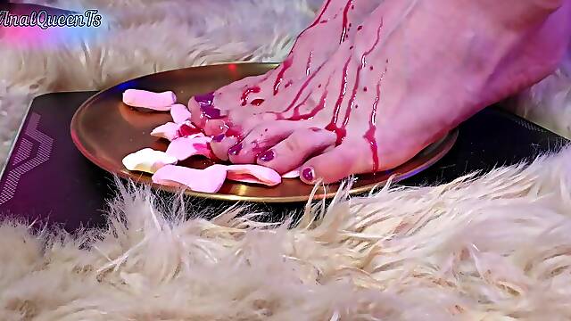 Feet massage oil and marshmallows