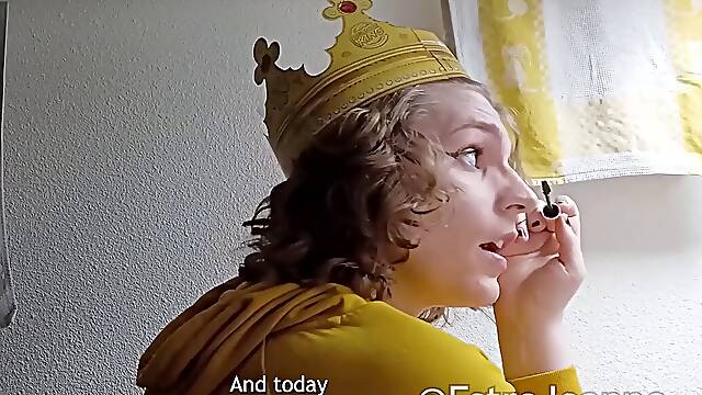 French trans chick fellates her tryst grindr because he bought her a burger