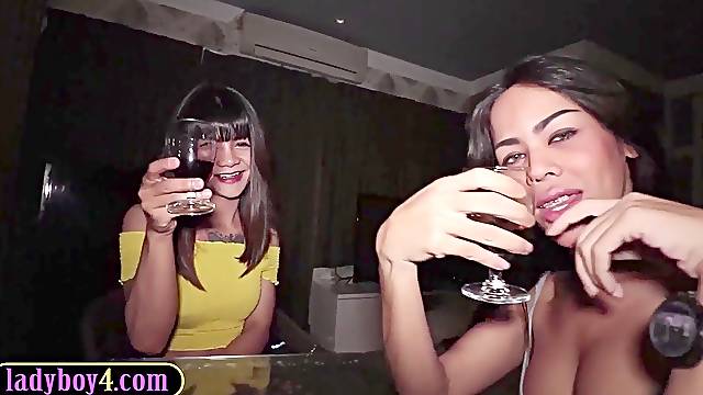 Teenage tranny Manaw fucks guy in a 3some with shemale Lanta