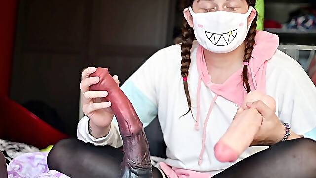 Amy Kittys: If it Fits.. I Sits!! Assorted dildo Review Part 1