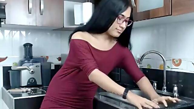 Beautiful big jizz-shotgun Columbian tgirl pops
