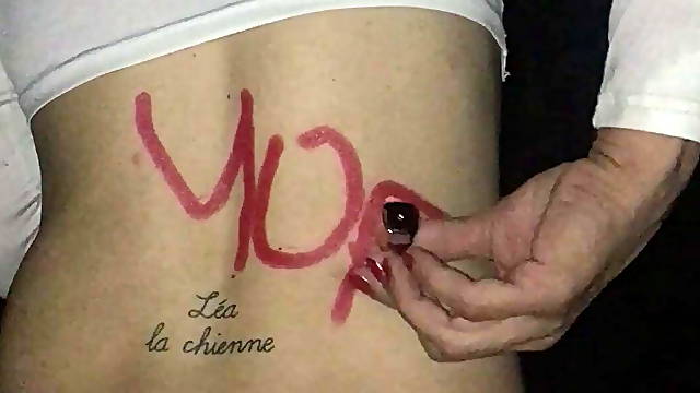 Lea fait la pute gratuitement au bois