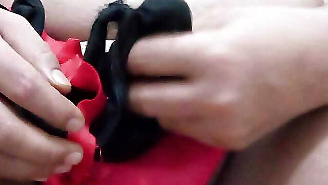 I found used panties and a bra in Madam Fatmas bathroom and I masturbated and squirted my semen...