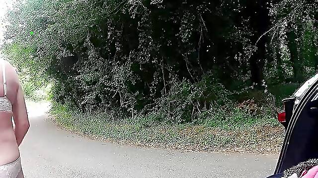 Quick cross dress strip in quite public layby