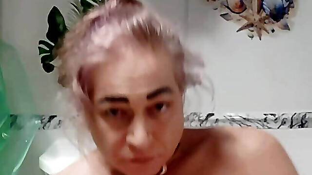 Bath with anal tunnel plug