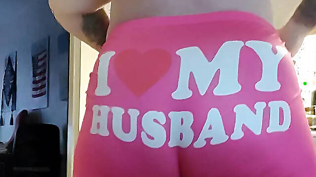 Gangstazz Silly All In Natural tits