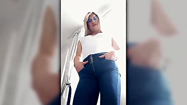 In Jeans I Get so Turned on I Almost Squirt.