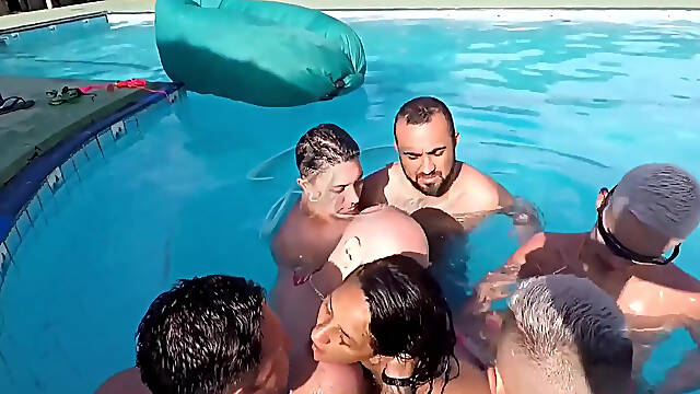 Gangbang with the Sluttiest Married Woman in Floripa, 7 Men Fucking Her Hairy.