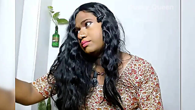 Karala Trans women Naughty hard sucking Her Fingers
